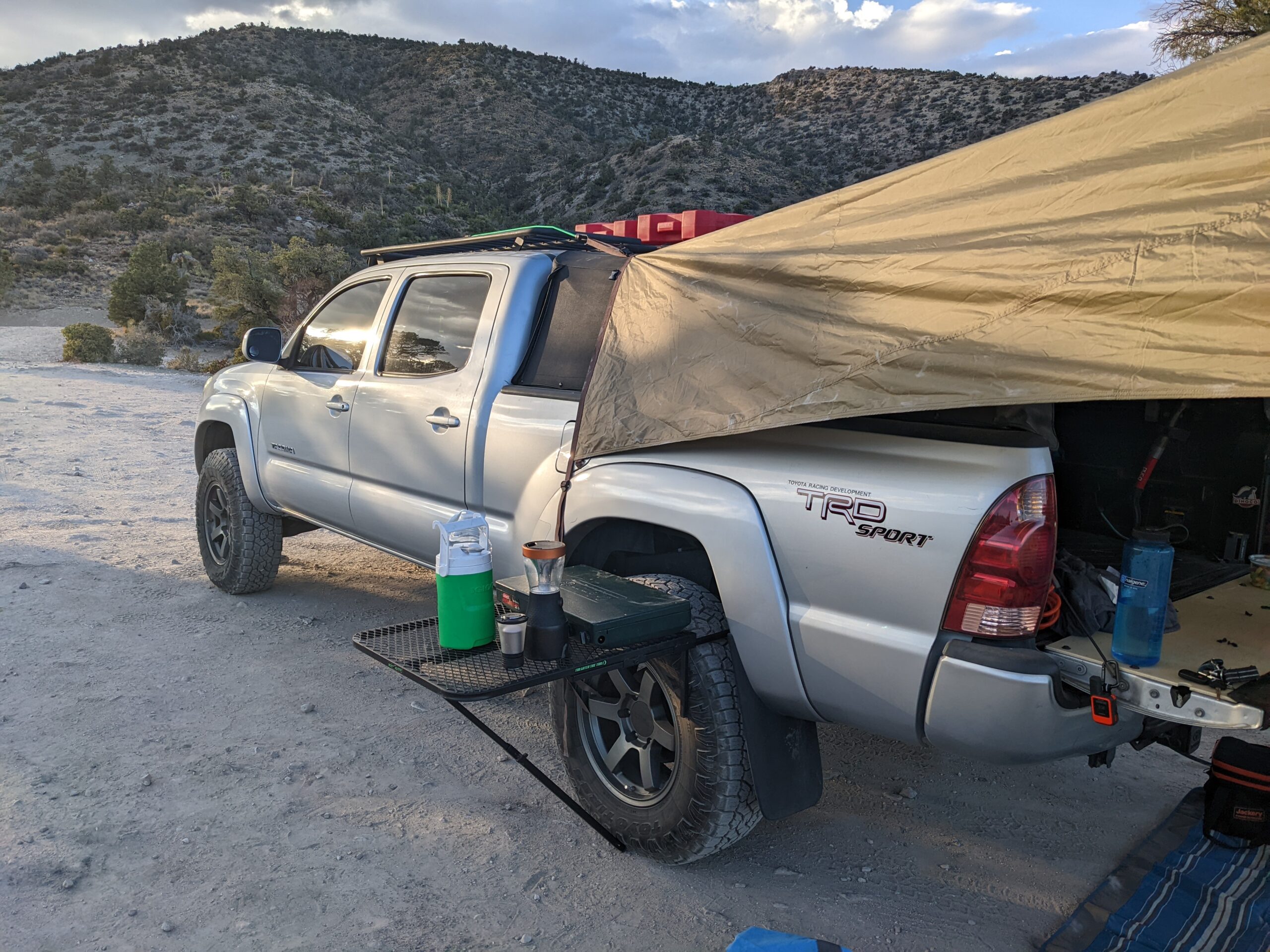 review of tire table tailgater